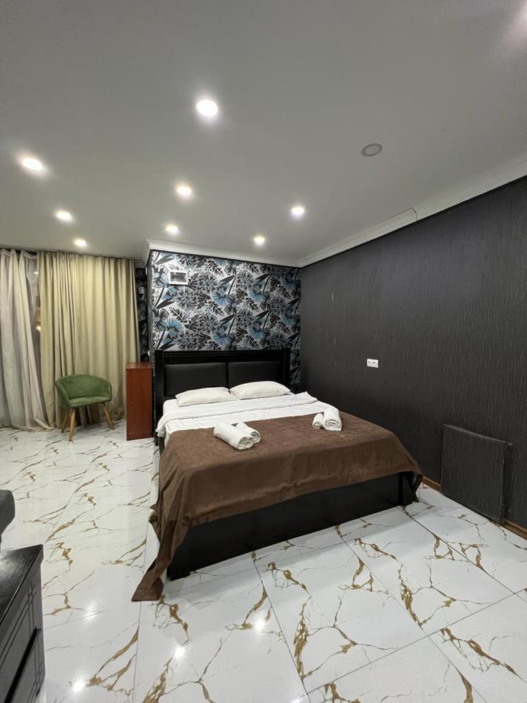 Elno Hotel Tbilisi Bagian luar foto