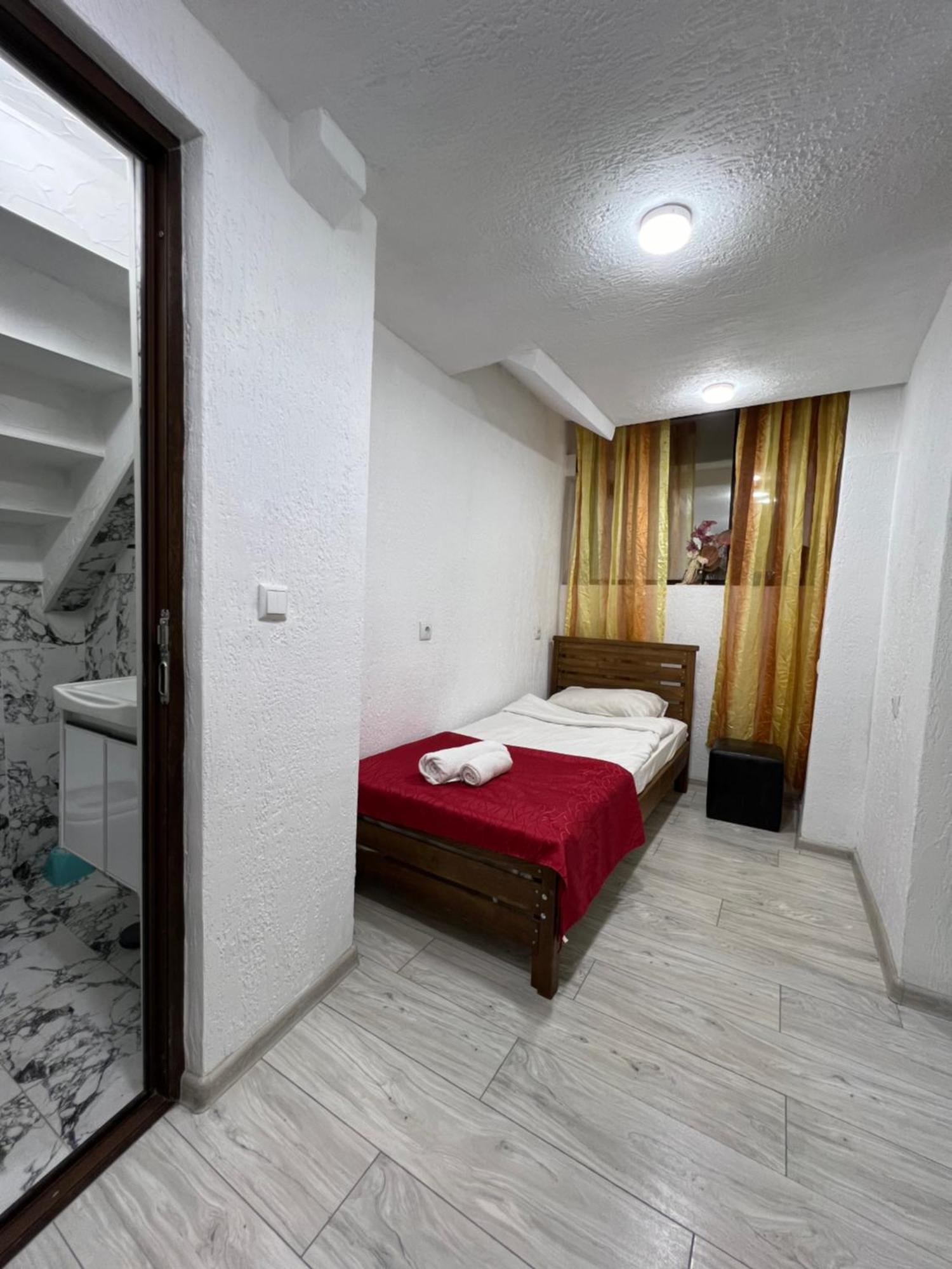 Elno Hotel Tbilisi Bagian luar foto